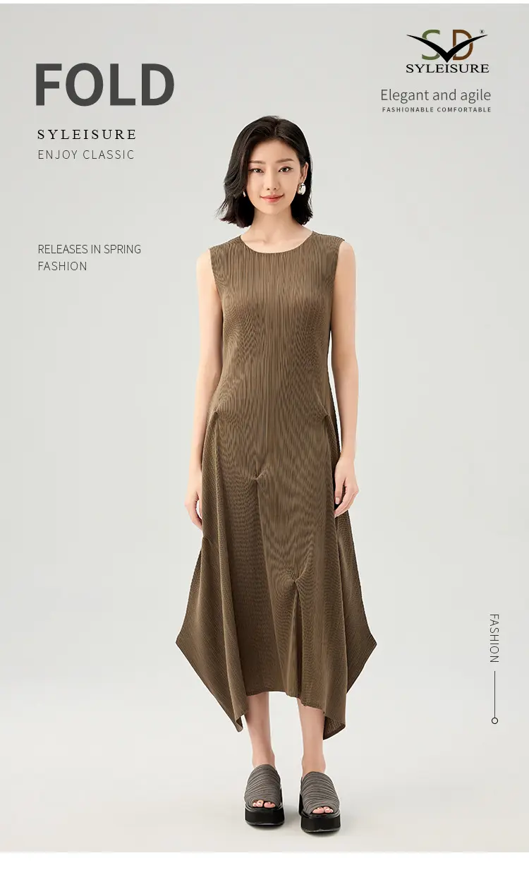 Women's Short - Sleeve Pleated Midi Dress (5)