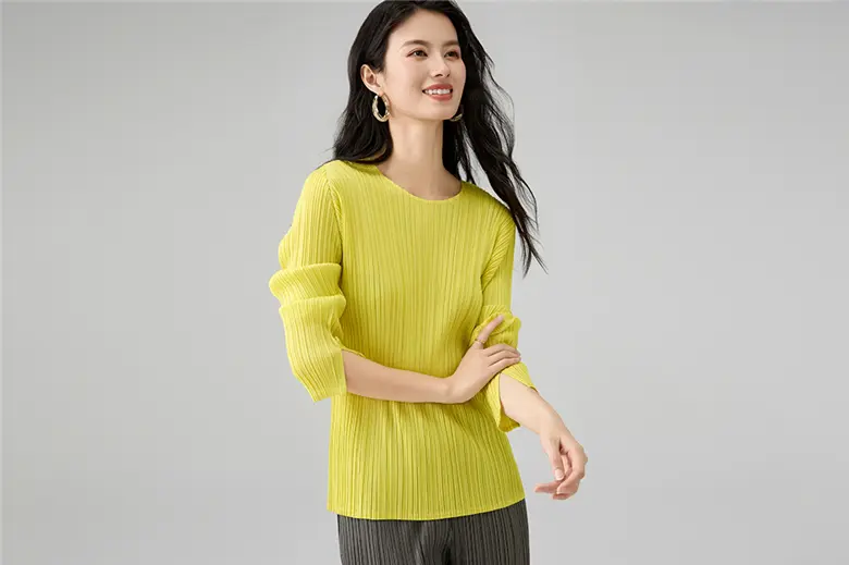 Elegant Long Sleeve Pleated Top for Women