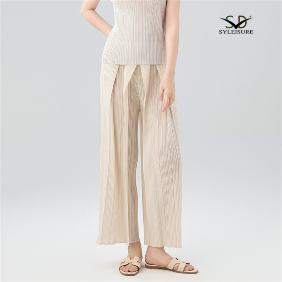 Women's Pleated Wide - Leg Palazzo Pants