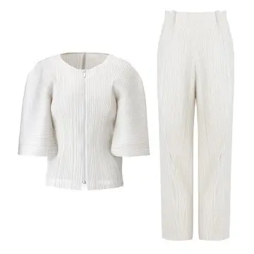 Women’s Wide Sleeve Pleated Top and C...