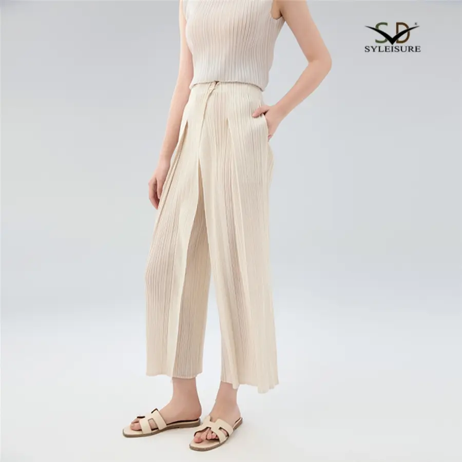 Women's Pleated Wide - Leg Palazzo Pants (4).jpg