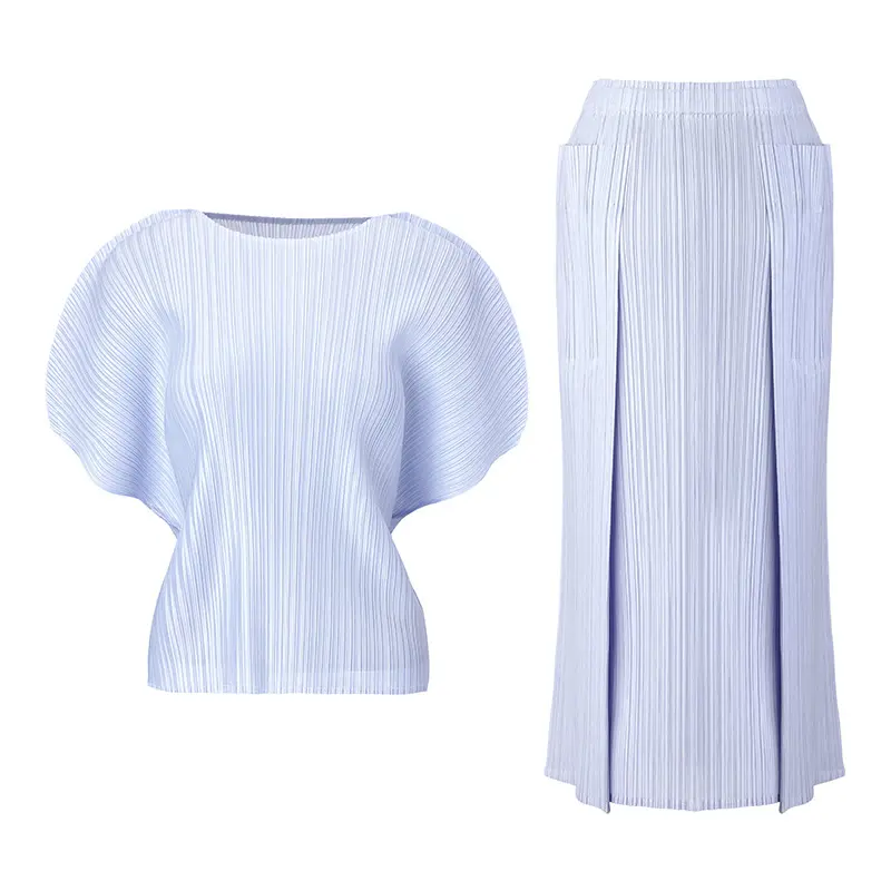 Elegant Pleated Two-Piece Skirt Set for Women (1).jpg