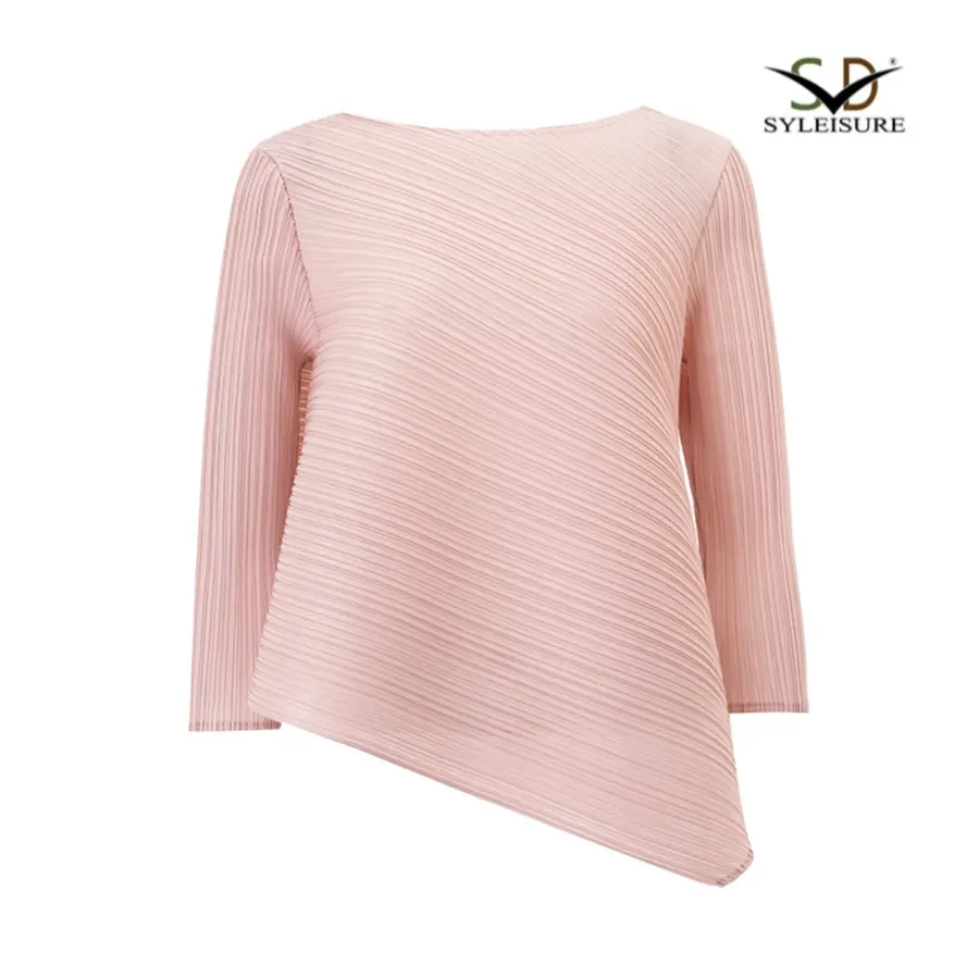 Quarter Sleeve Pleated Asymmetric Top (1).jpg