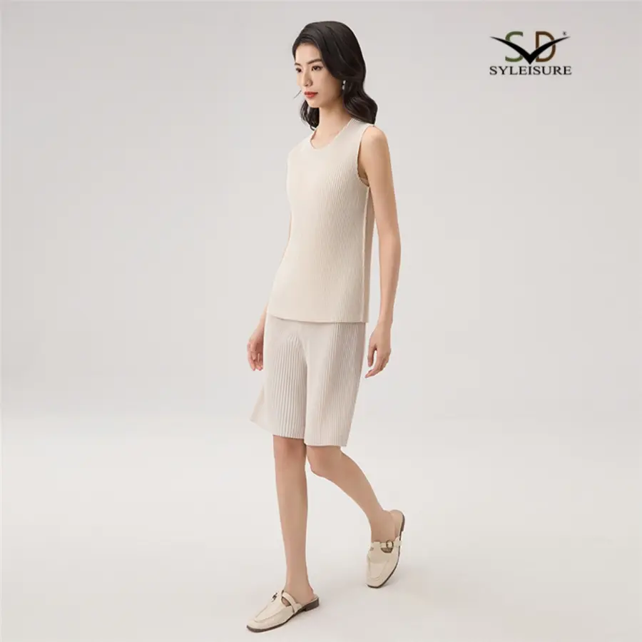 Round Neck Set (4).jpg