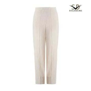 Women's Pleated Cropped Pants