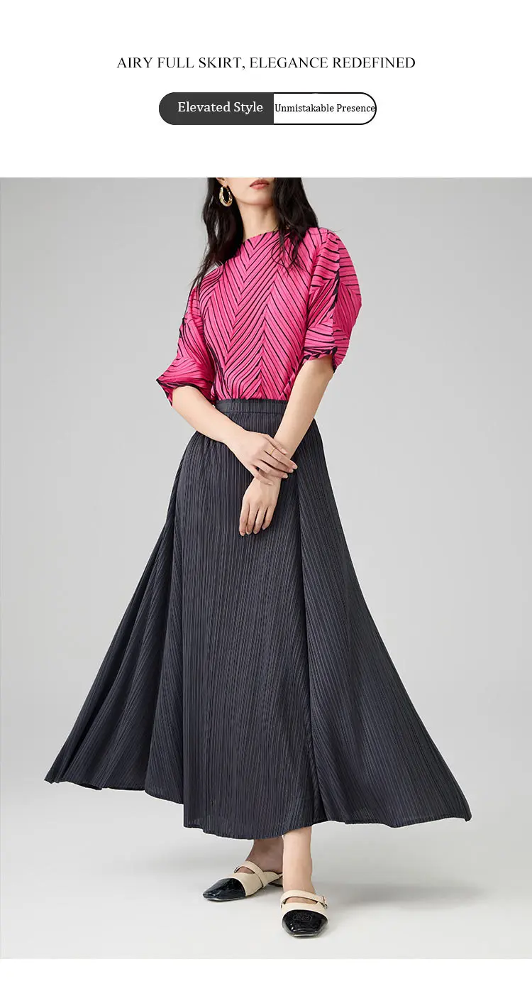 Elegant Pleated Maxi Skirt (2)