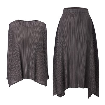 Women’s Sleeveless Pleated Top and Sk...