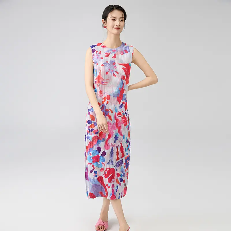 Women’s Sleeveless V-Neck Abstract Pr...