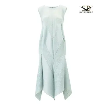 Women's Pleated Sleeveless Asymmetric...