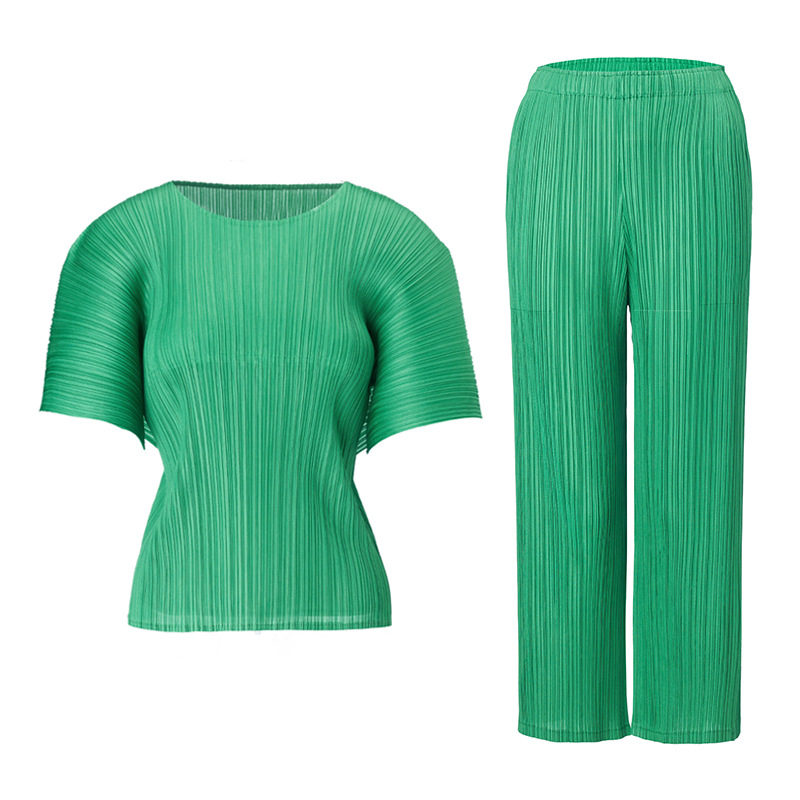 Short-Sleeve Top and Wide-Leg Pants (1).jpg