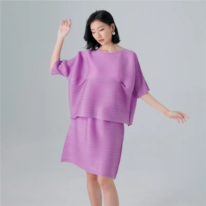 Women’s Pleated Two-Piece Skirt Set