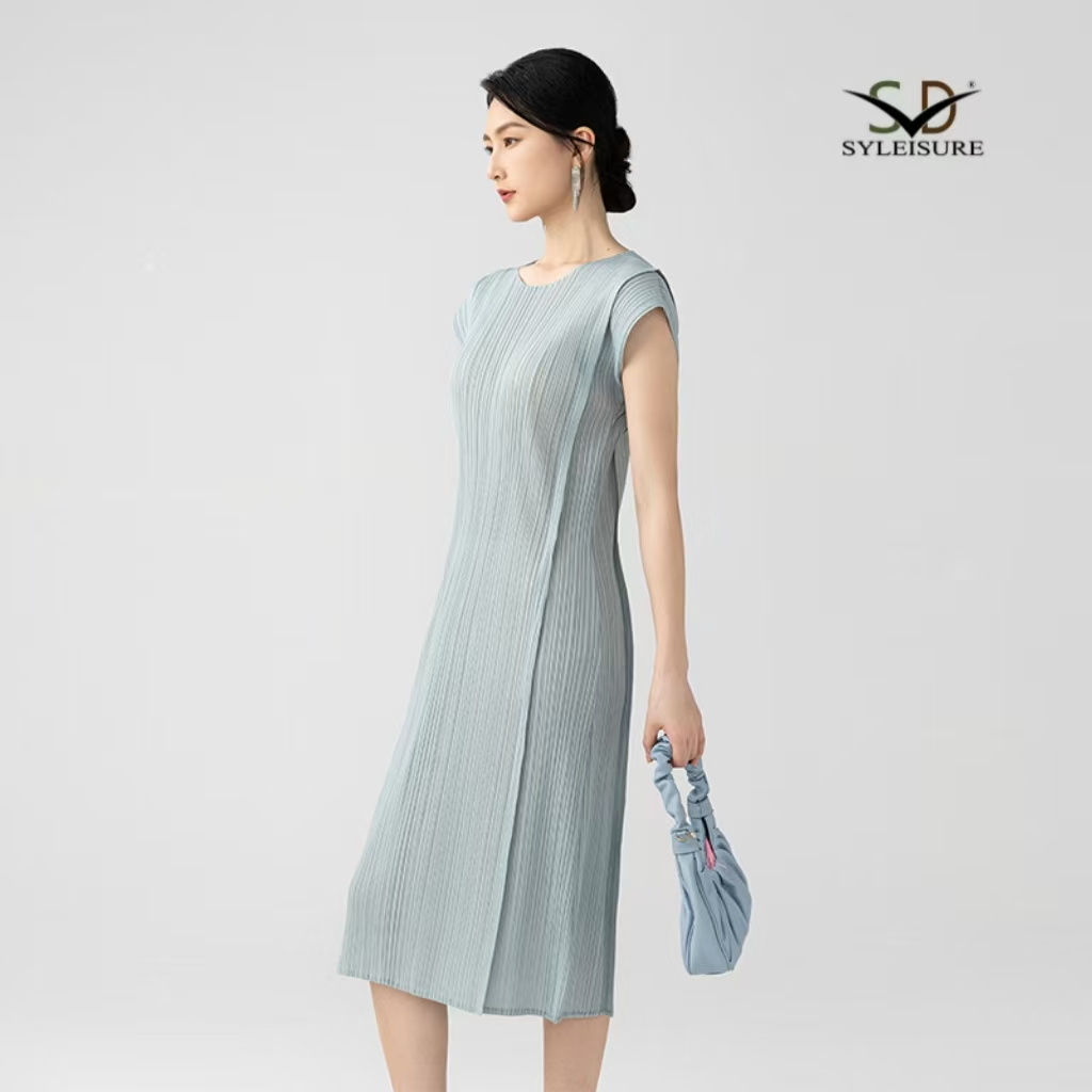 Sleeve Pleated Midi Dress (4).jpg