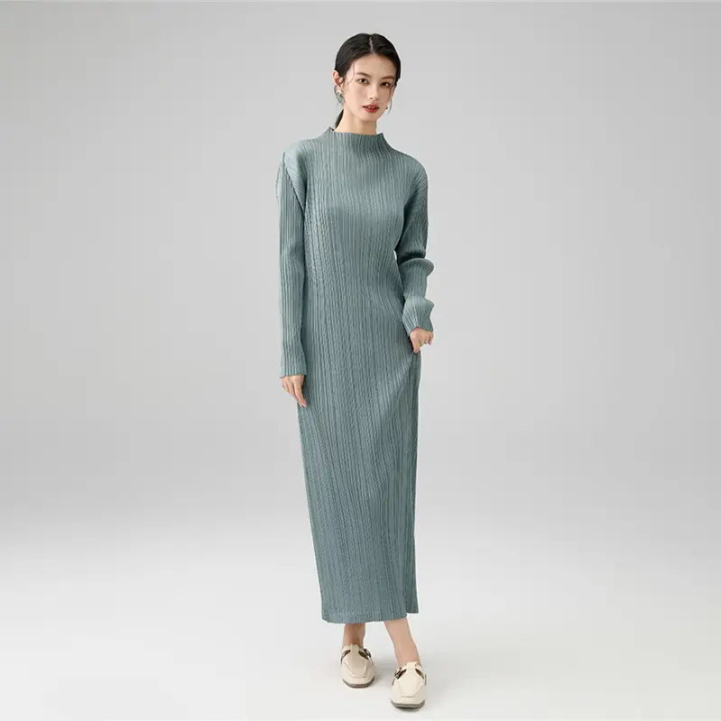 Elegant Pleated Long Sleeve Midi Dress (7).jpg