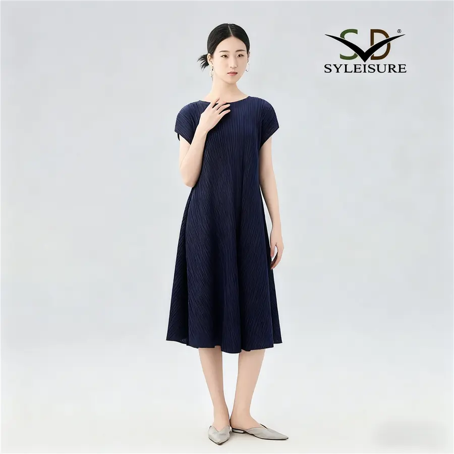 Women's Pleated Short - Sleeve Midi D...