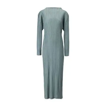 Elegant Pleated Long Sleeve Midi Dress