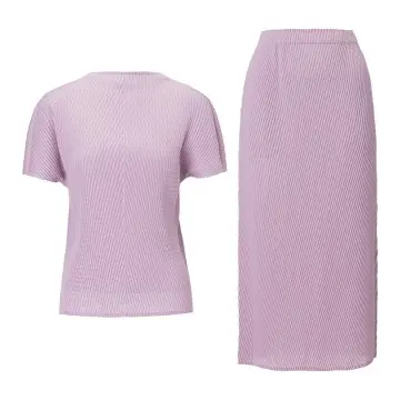 Women’s Pleated Short Sleeve Top and ...