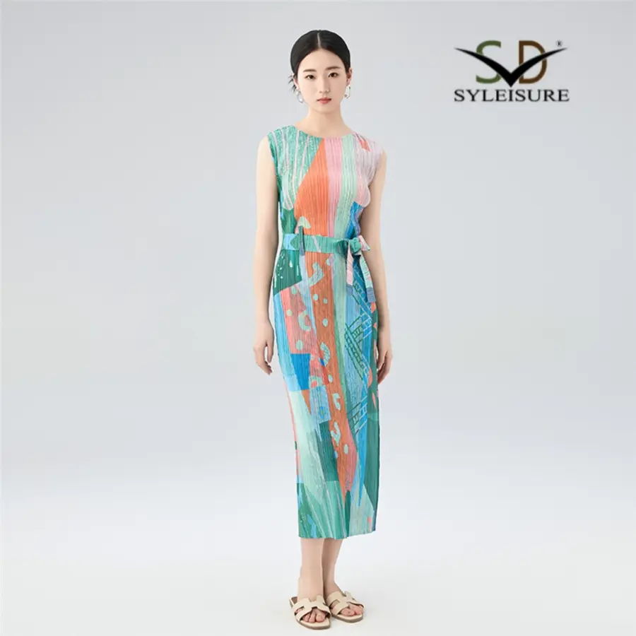 Women's Abstract Print Sleeveless Mid...