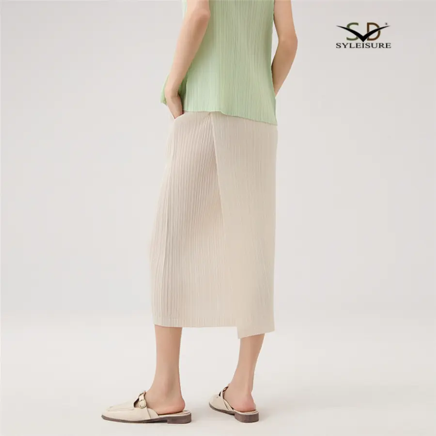 Women's Pleated Midi Skirt (4).jpg